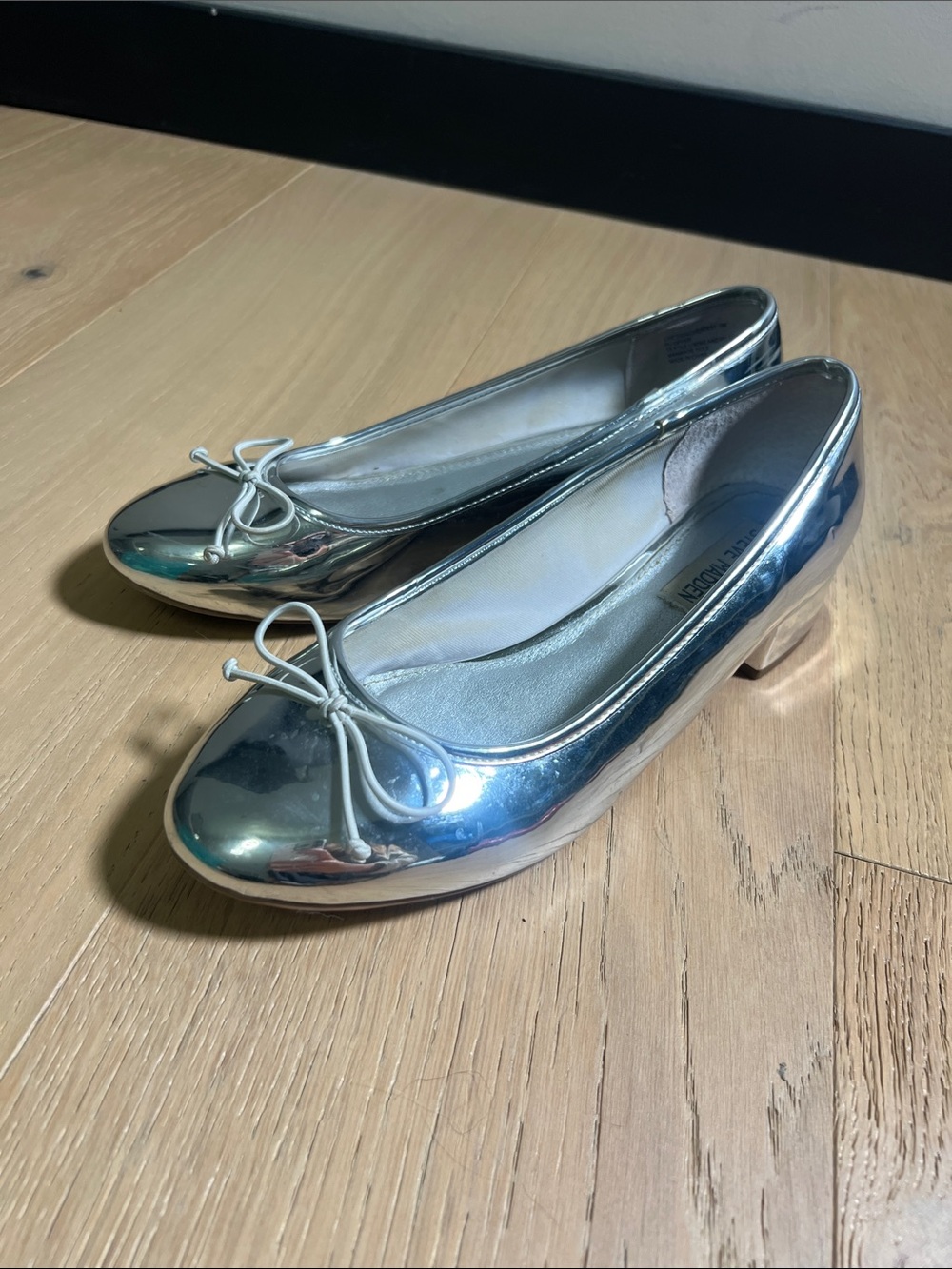 Metallic Silver Ballet Flats with Bow